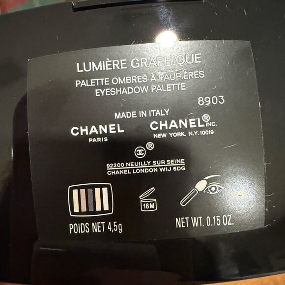 CHANEL Lumiere Graphique Eyeshadow Palette Holiday 2023 Winter Makeup Collection - Picture 5 of 5